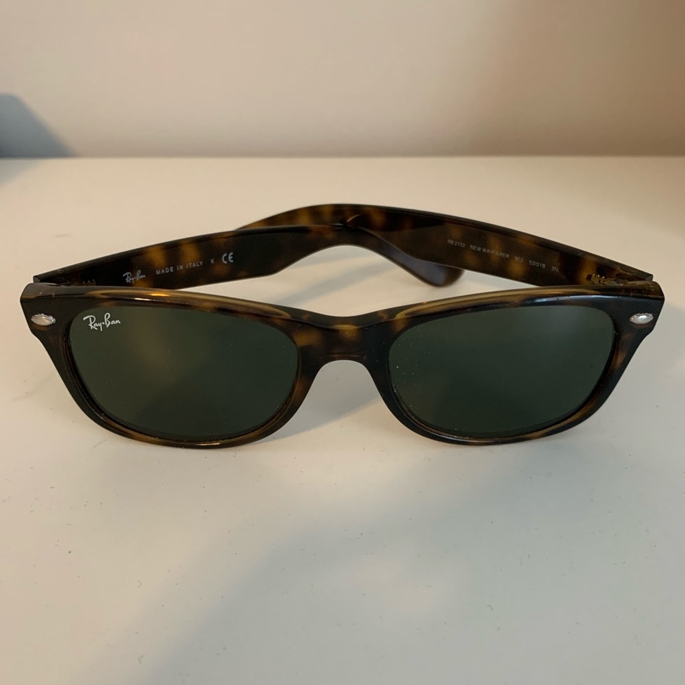 RayBan Wayfarer New Classic- Tortoise